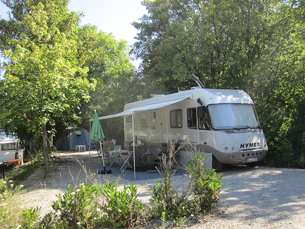 Emplacement Camping-car - Camping Le Chêne Tallard - Gap
